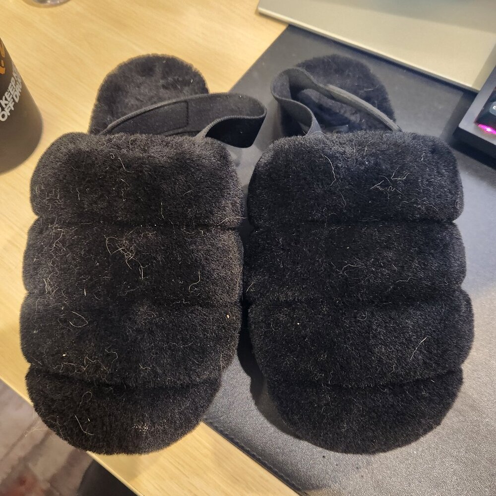 UGG Slippers - Sz 8 - Black
